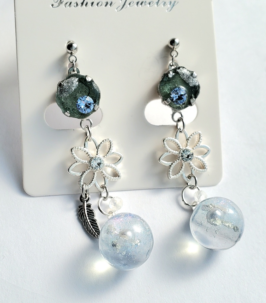 ピアス・イヤリング<姫鶴一文字>