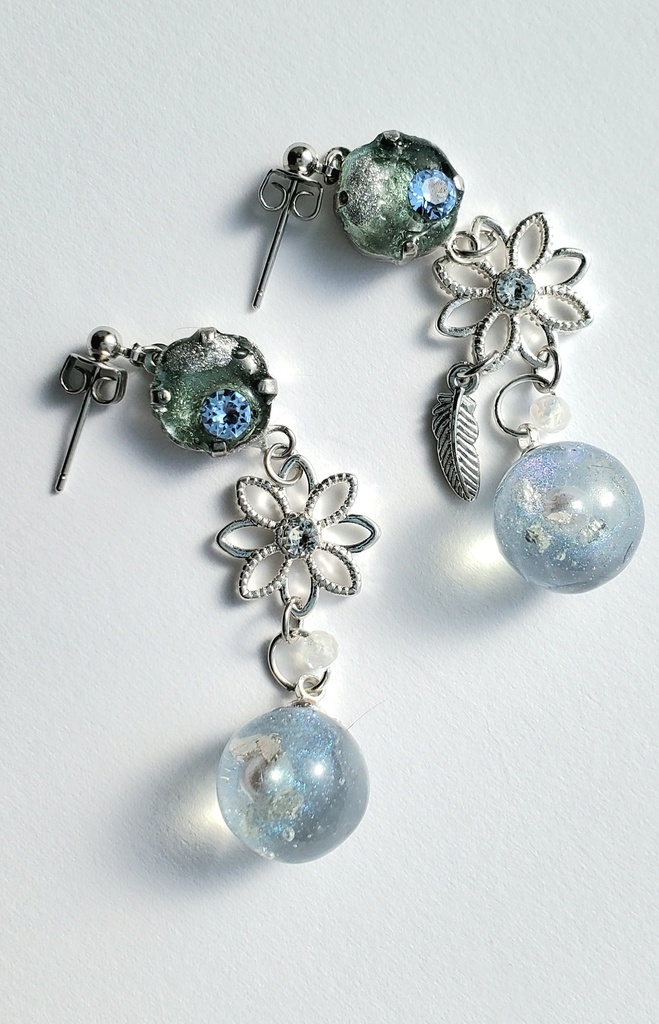 ピアス・イヤリング<姫鶴一文字>