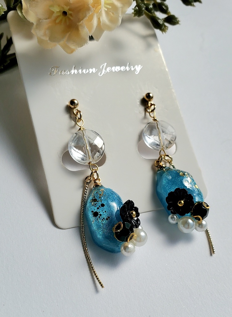 ピアス・イヤリング<笹貫>