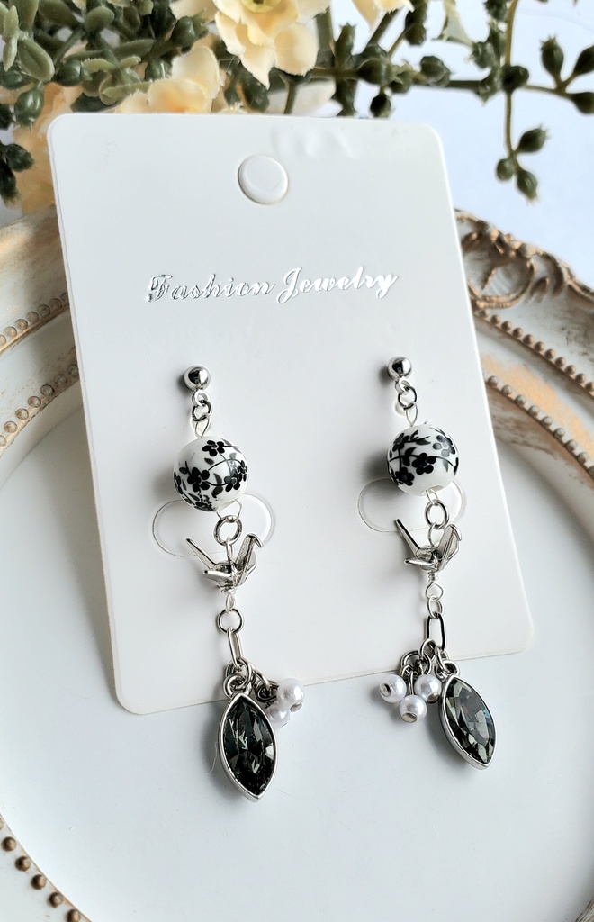 ピアス・イヤリング<後家兼光>