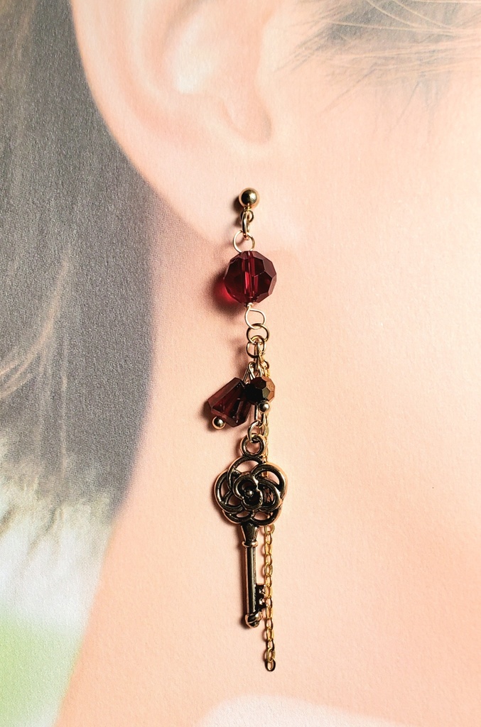 ピアス・イヤリング<初期刀・加州清光>