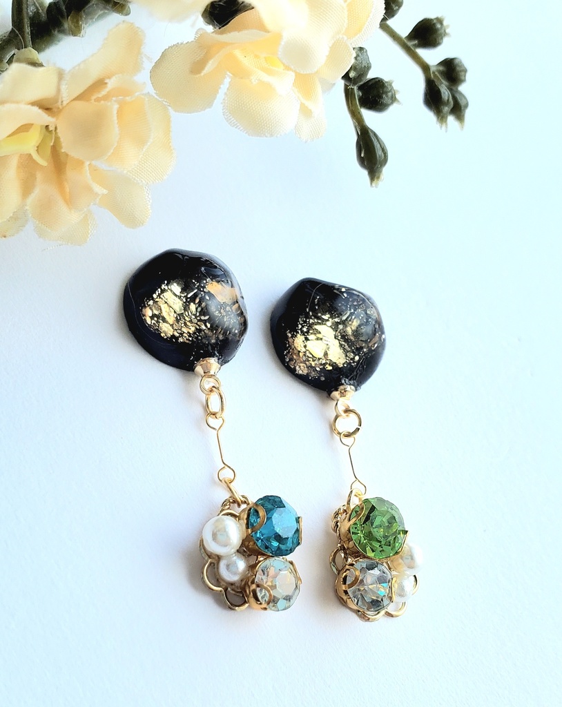 ピアス・イヤリング<笹貫>