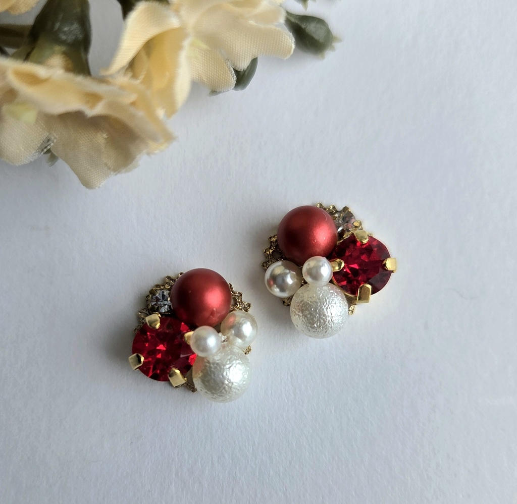 ピアス・イヤリング<大包平>