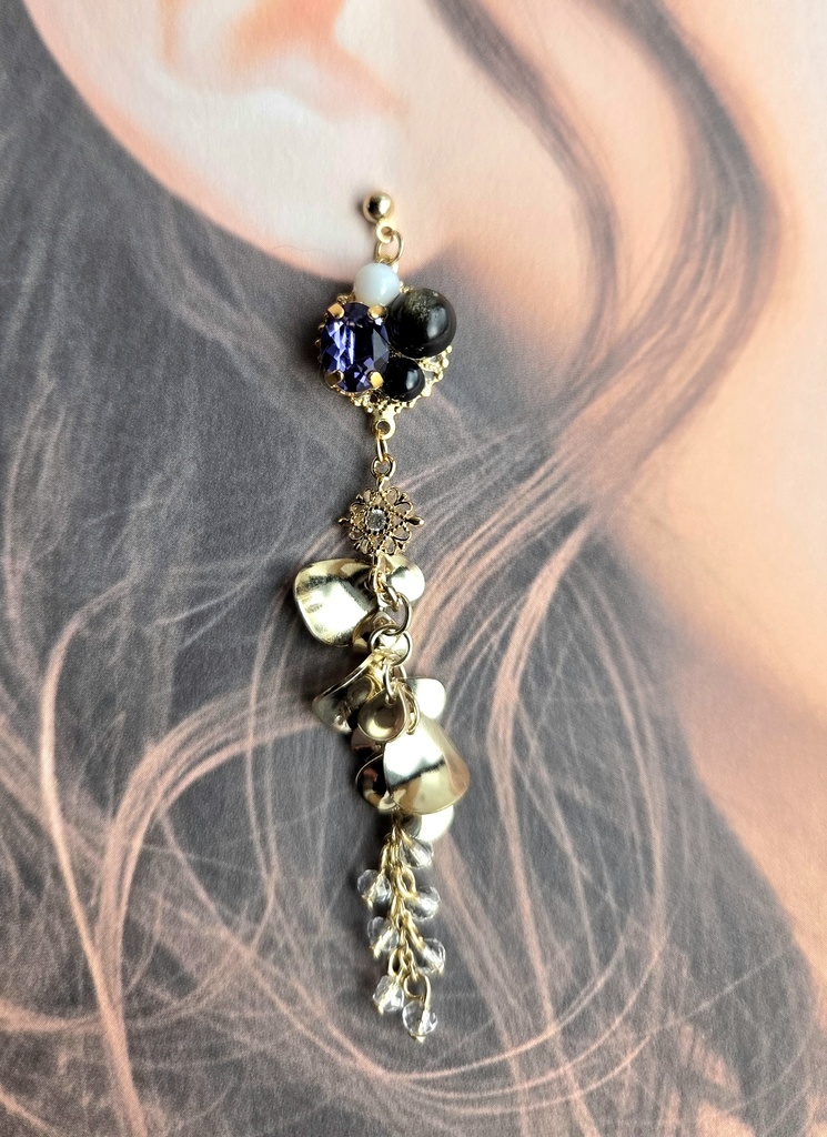 ピアス・イヤリング<安宅切>