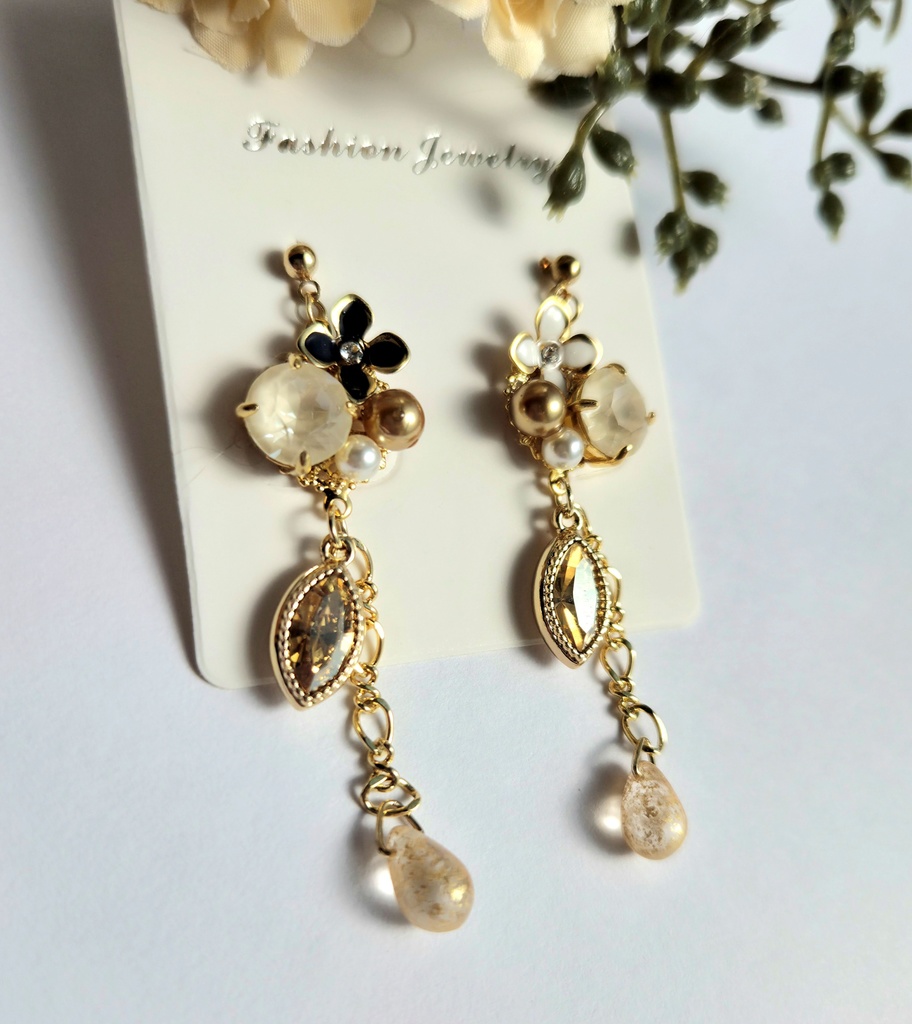 ピアス・イヤリング<髭切>