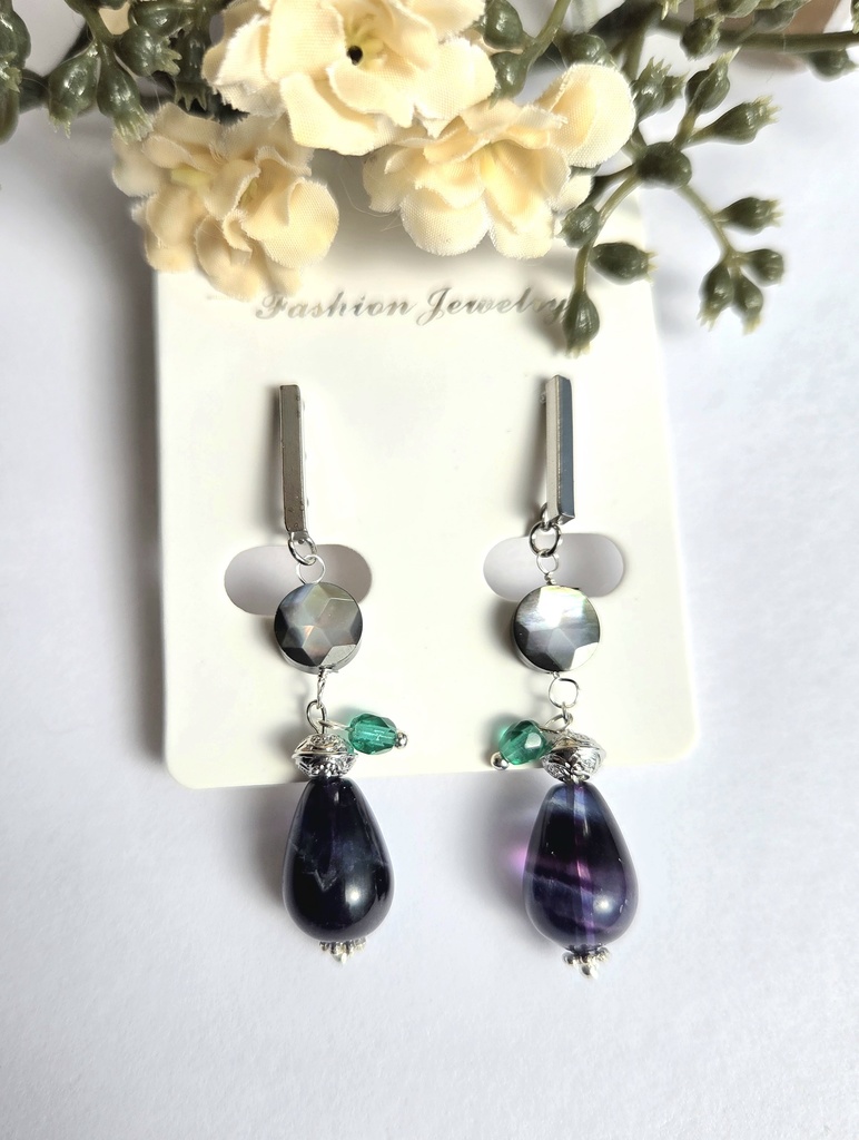 ピアス・イヤリング＜水心子正秀＞