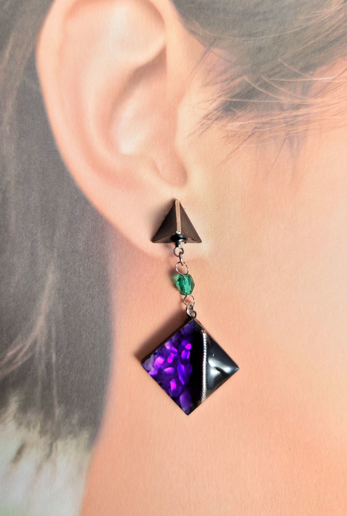 ピアス・イヤリング<水心子正秀>