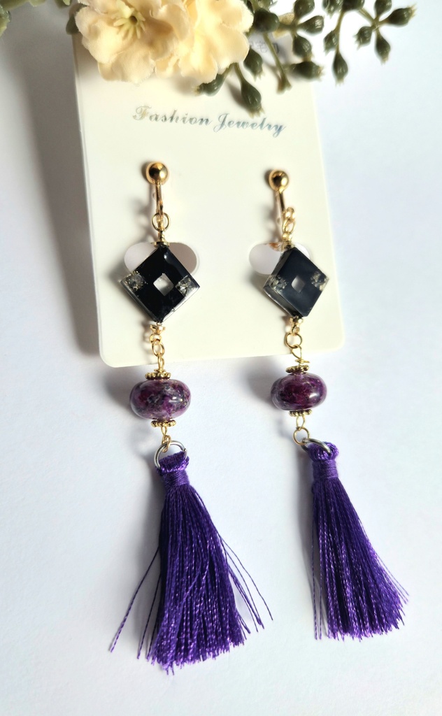 ピアス・イヤリング<安宅切>