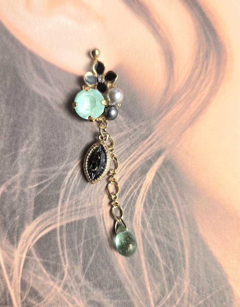 ピアス・イヤリング<膝丸>