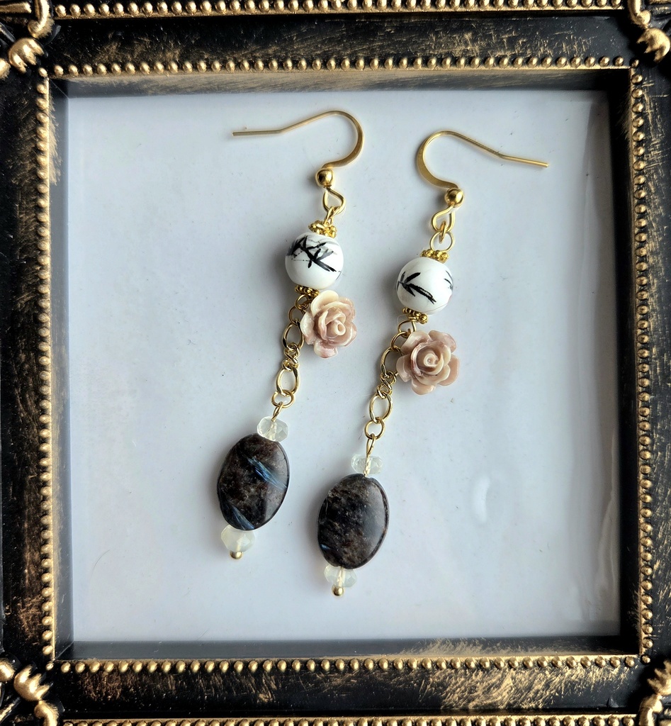 ピアス・イヤリング<燭台切光忠>