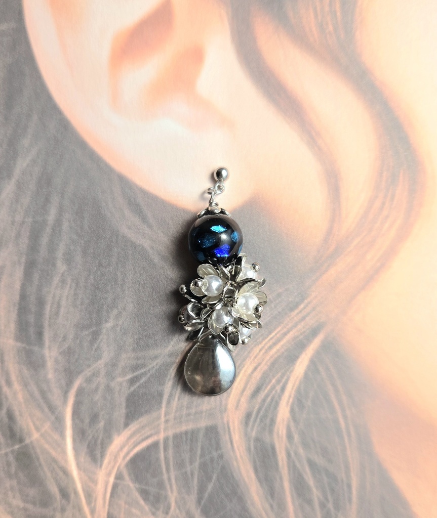 ピアス・イヤリング<孫六兼元>