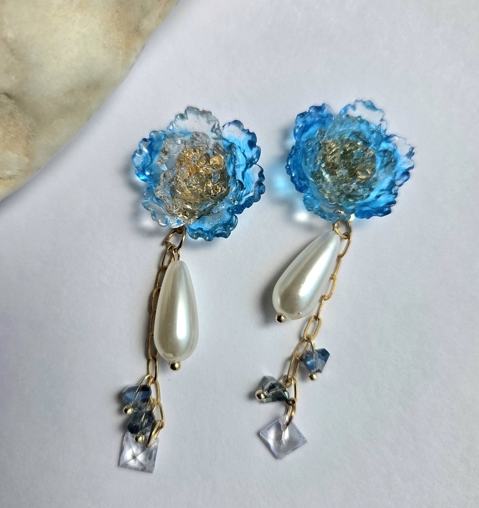 ピアス・イヤリング<二筋樋貞宗>