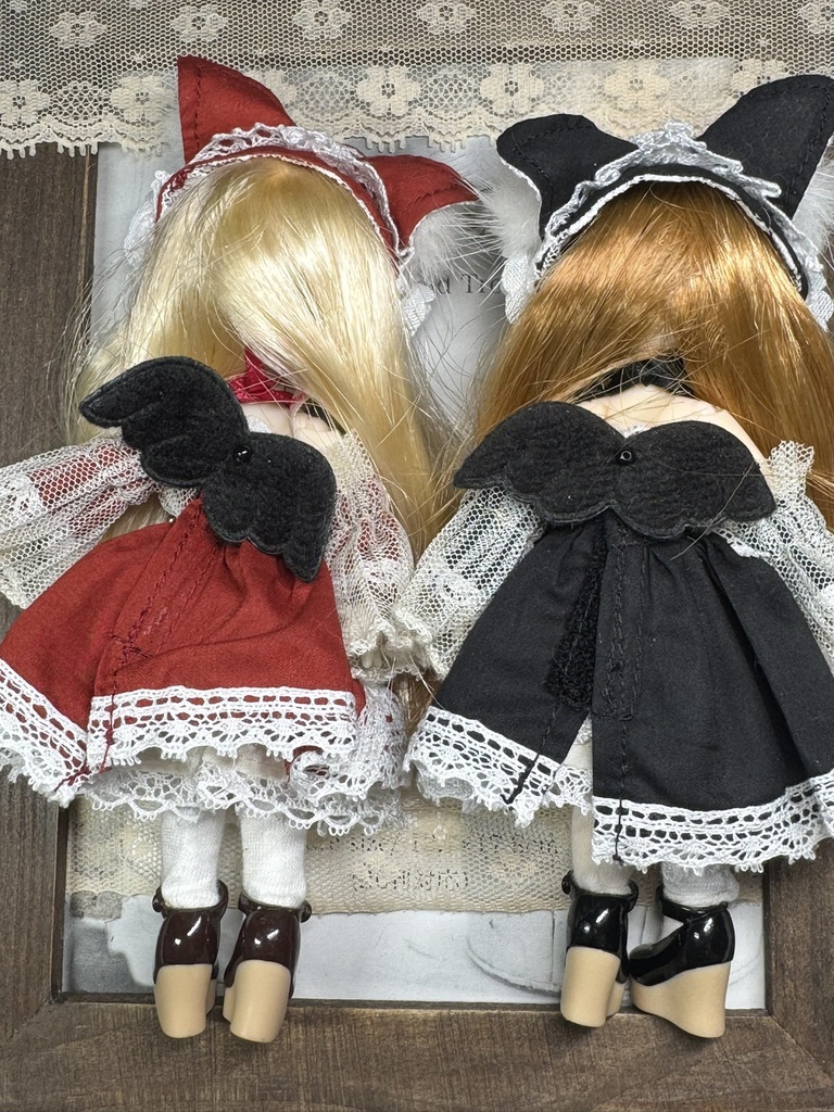 赤と黒の猫天使(即納)