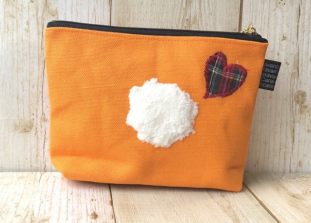 【BIG SALE!!】ピンクのメガネでおすまし顔な白いトイプードルポーチ