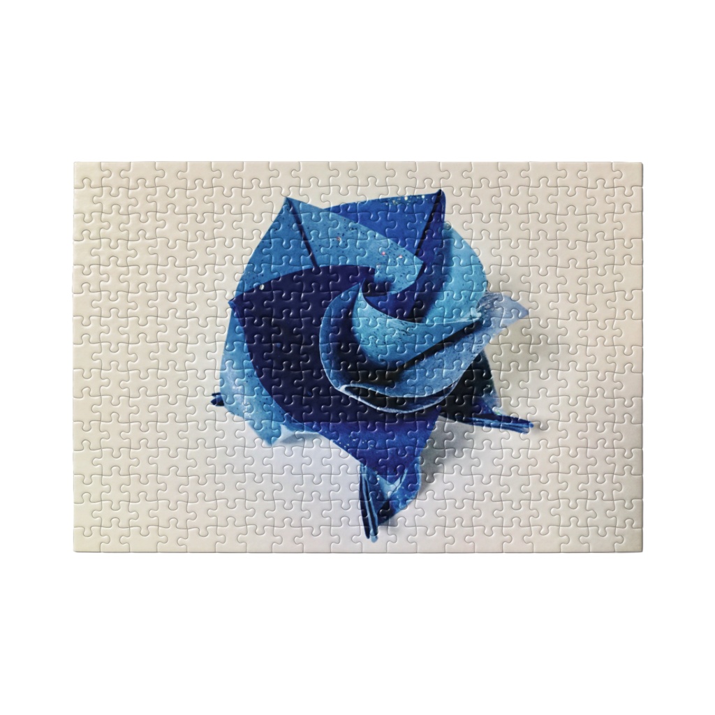 折り紙で作ったバラ