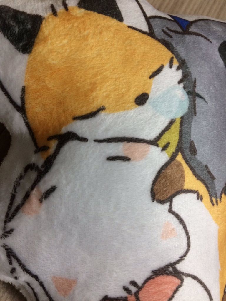 短足きつねのふかふかクッション