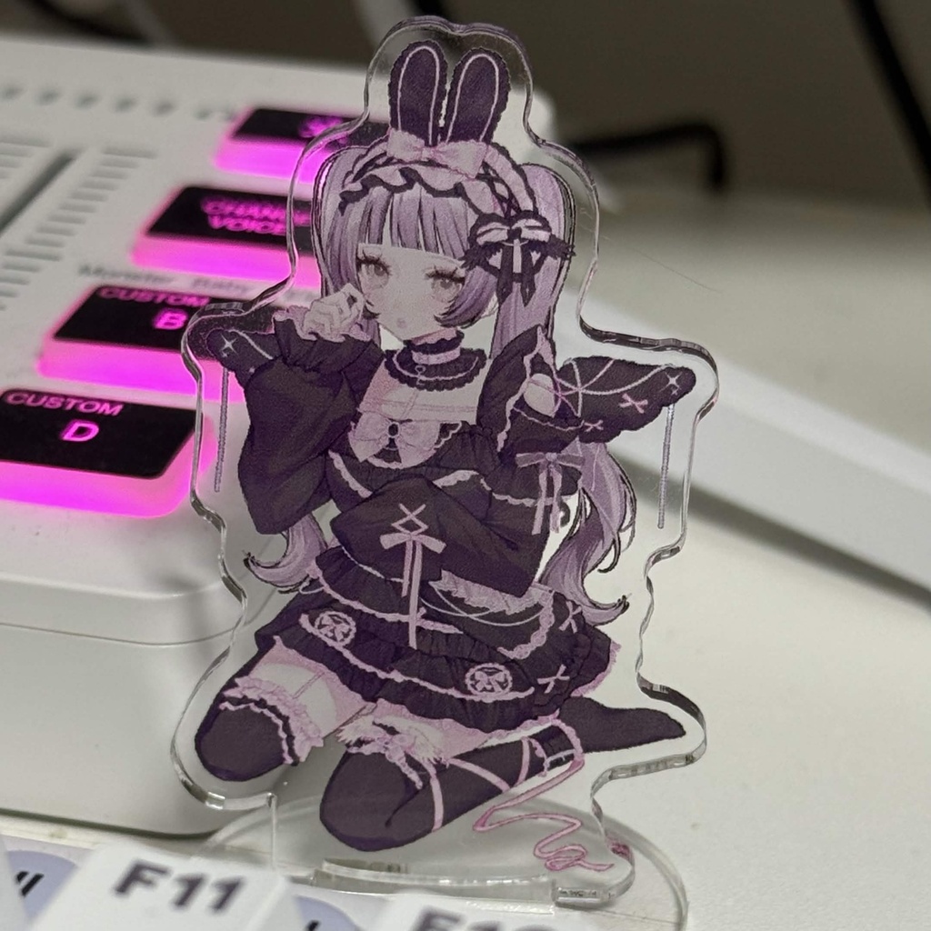 アクリルフィギュアスタンド