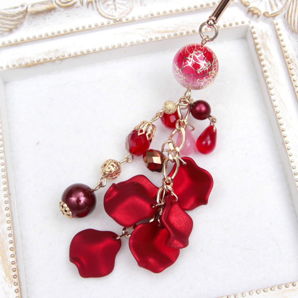 薔薇の花びらの簪