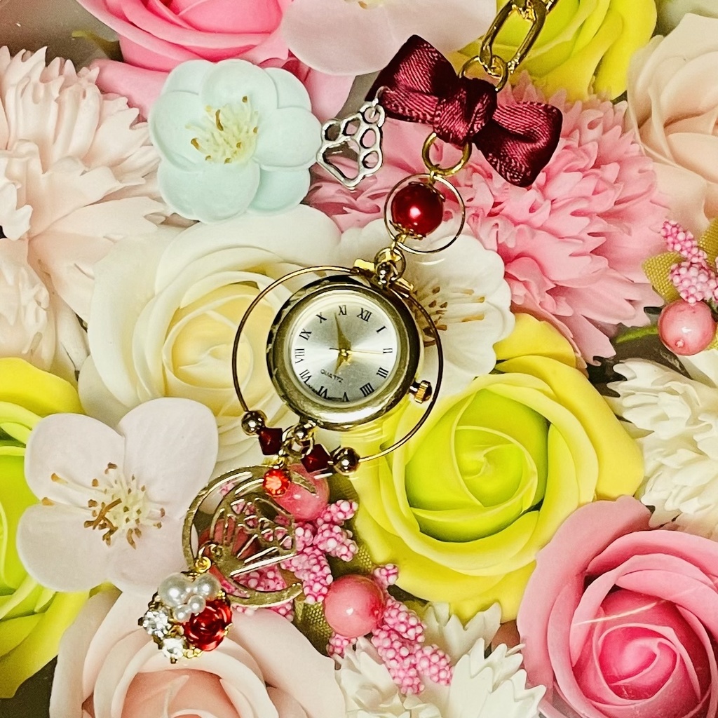 【アニパレるん】Clarity Jewel watch charm