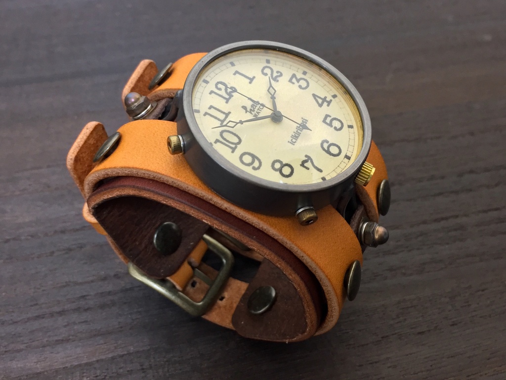 「スプートニク」はる時計 オリジナル手作り時計 文字盤:3A ベルト色:CM