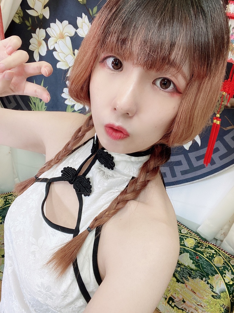 チャイナチェキ
