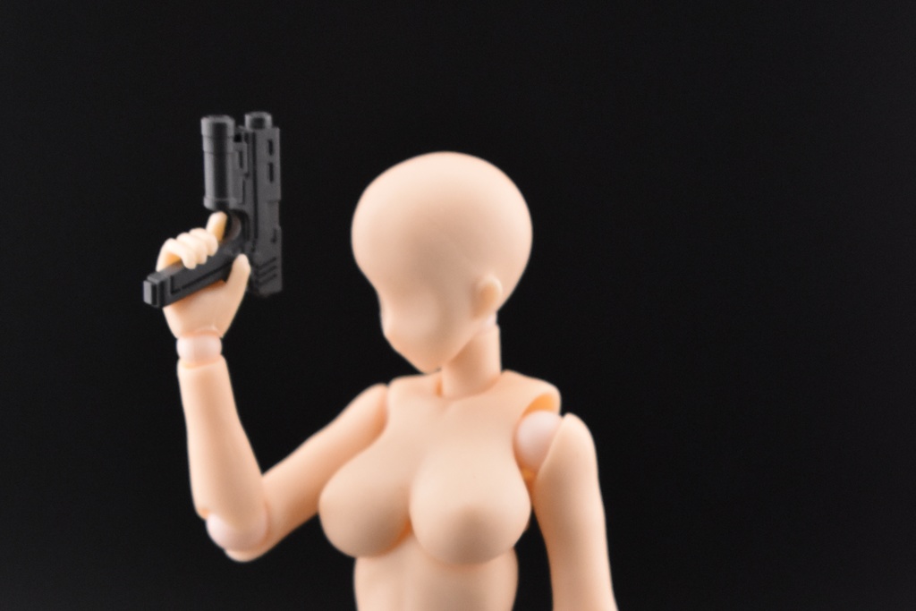 ハンドガン:ブラックカイト