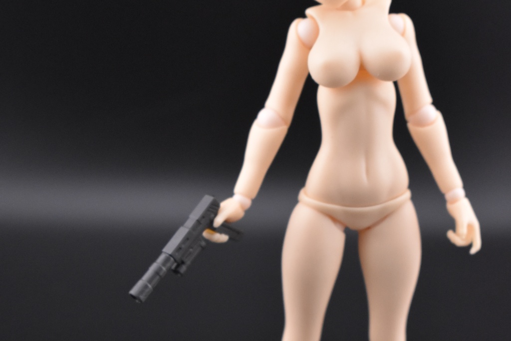 ハンドガン:ブラックカイト