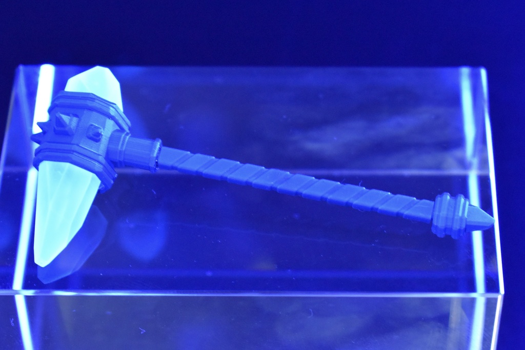 ハンマー:アダマス・マレウス