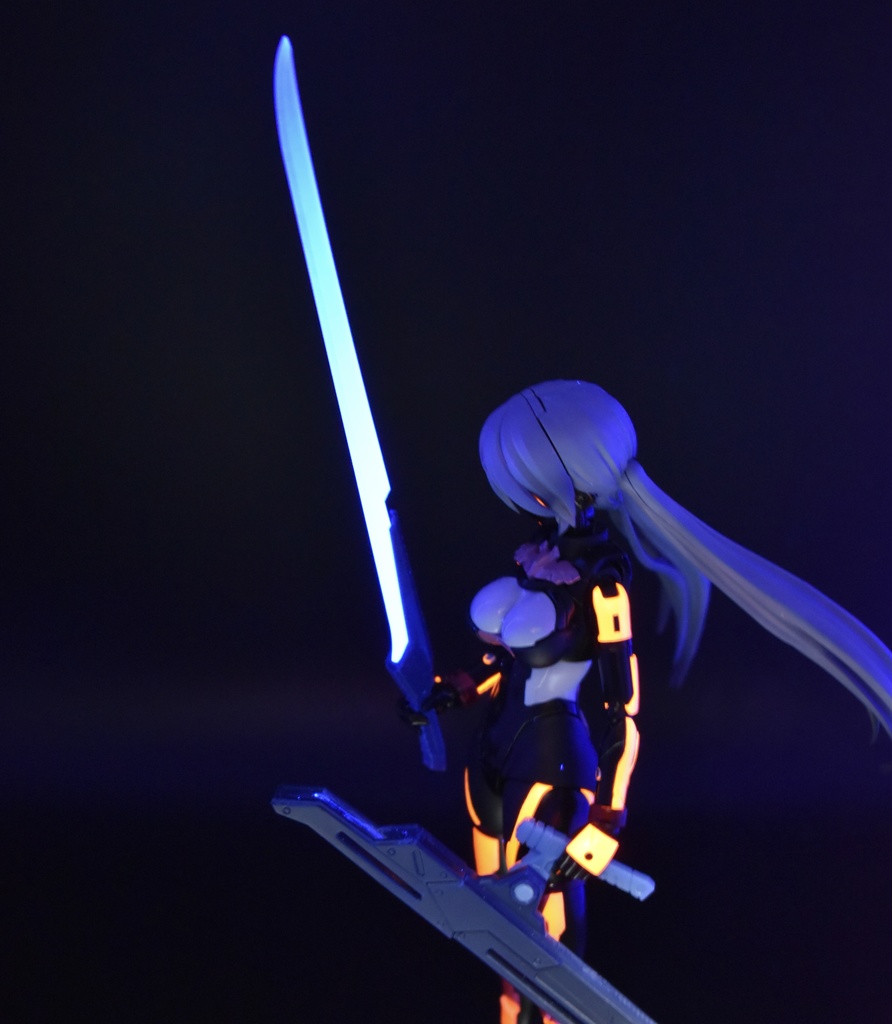 CY-BLADE (サイ・ブレード)