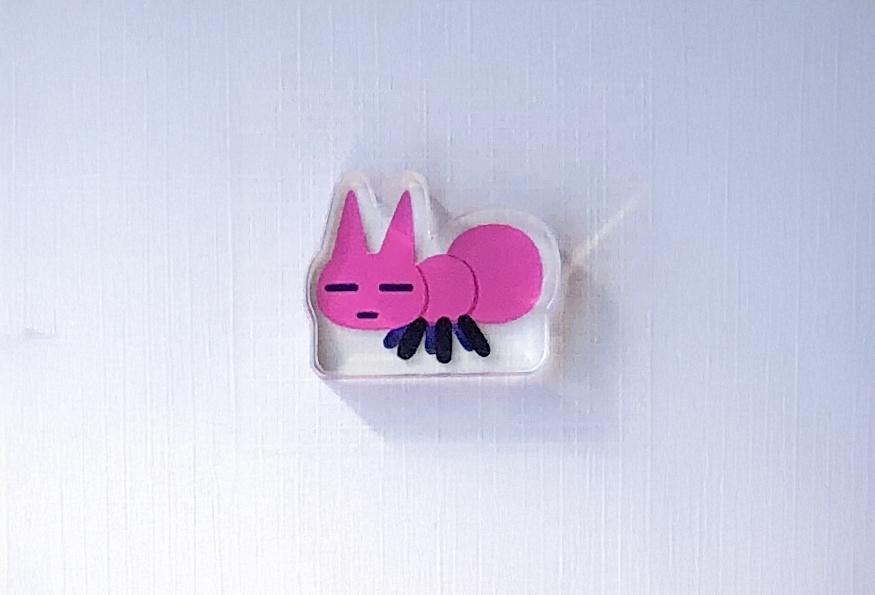 ヨンヨンアリ自立アクリルスタンド