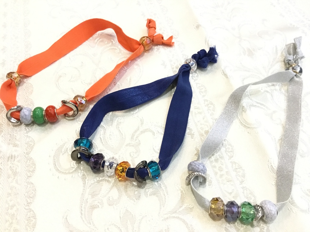 Division character ribbon bracelet