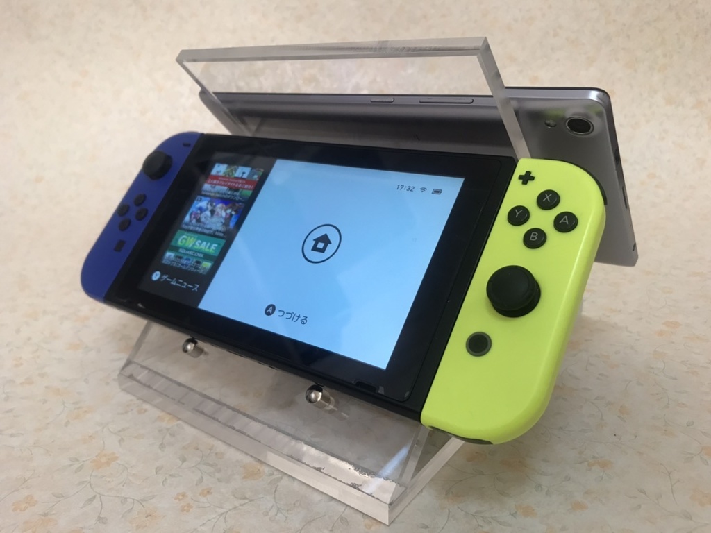 アクリル・トライアングルスタンド