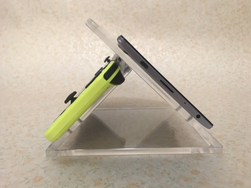 アクリル・トライアングルスタンド