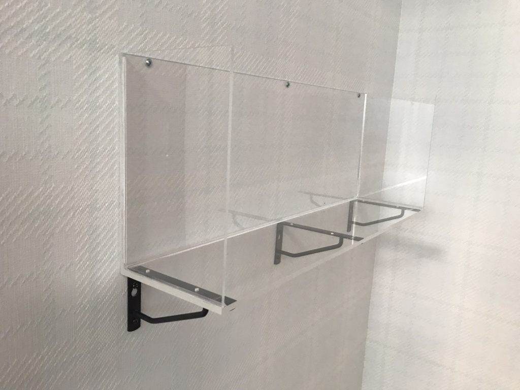 アクリル・コミックシェルフ