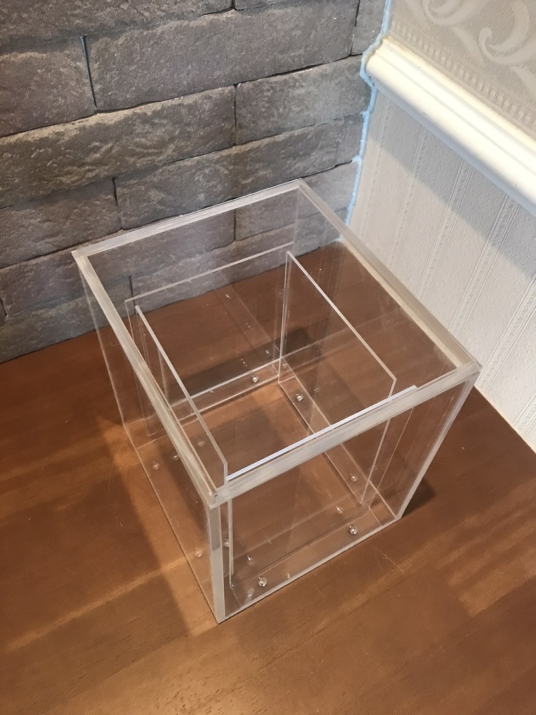 コミック・キューブ