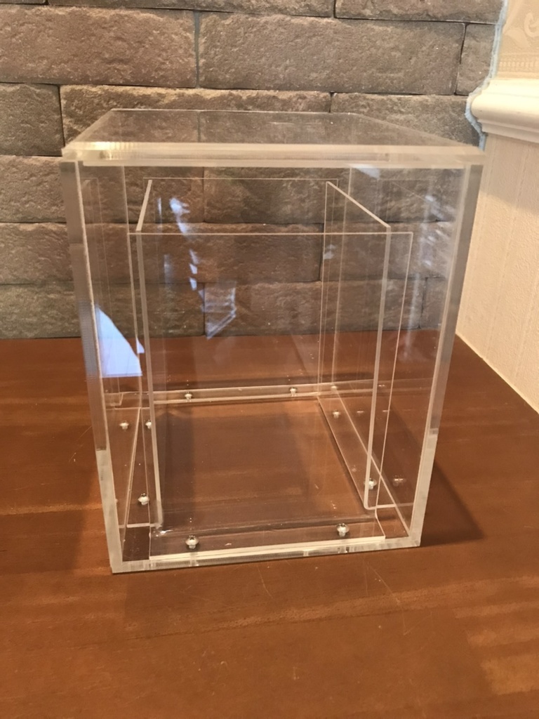 コミック・キューブ