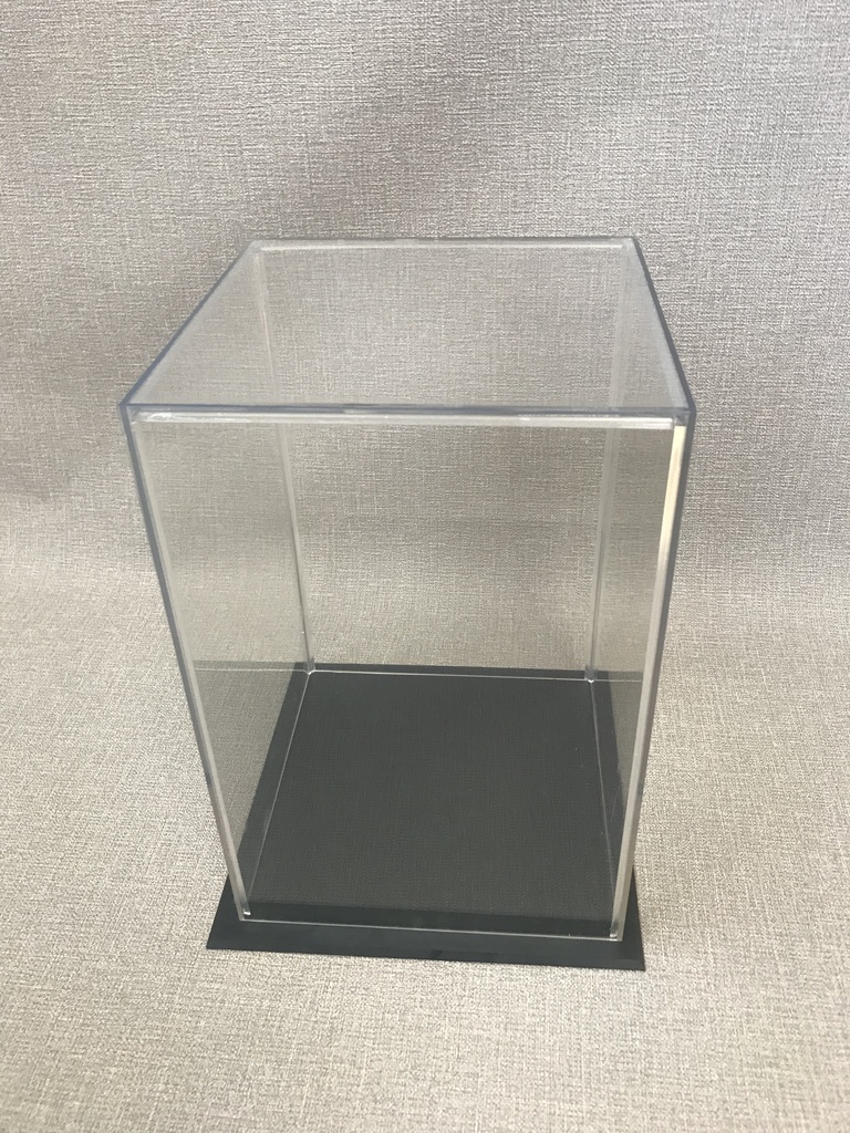 コレクションケース(3辺合計77~90㎝以内)