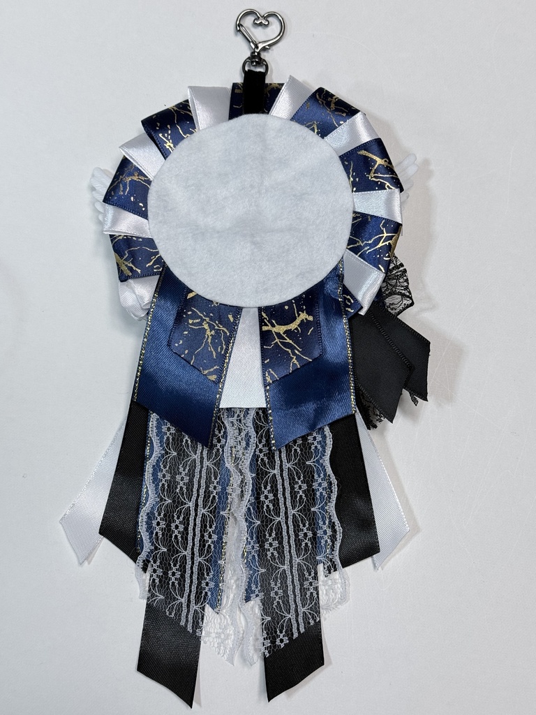 小柳ロウ風 衣装イメージ痛ロゼット