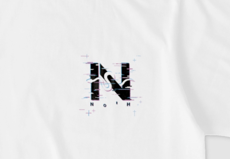 NoihモチーフロゴTシャツ