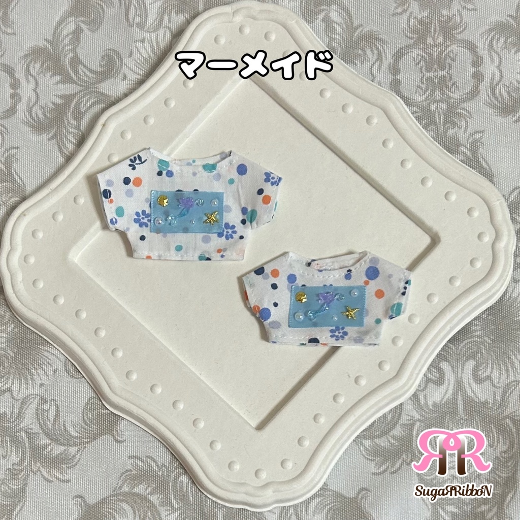 胸の中の小さな海の世界Tシャツ