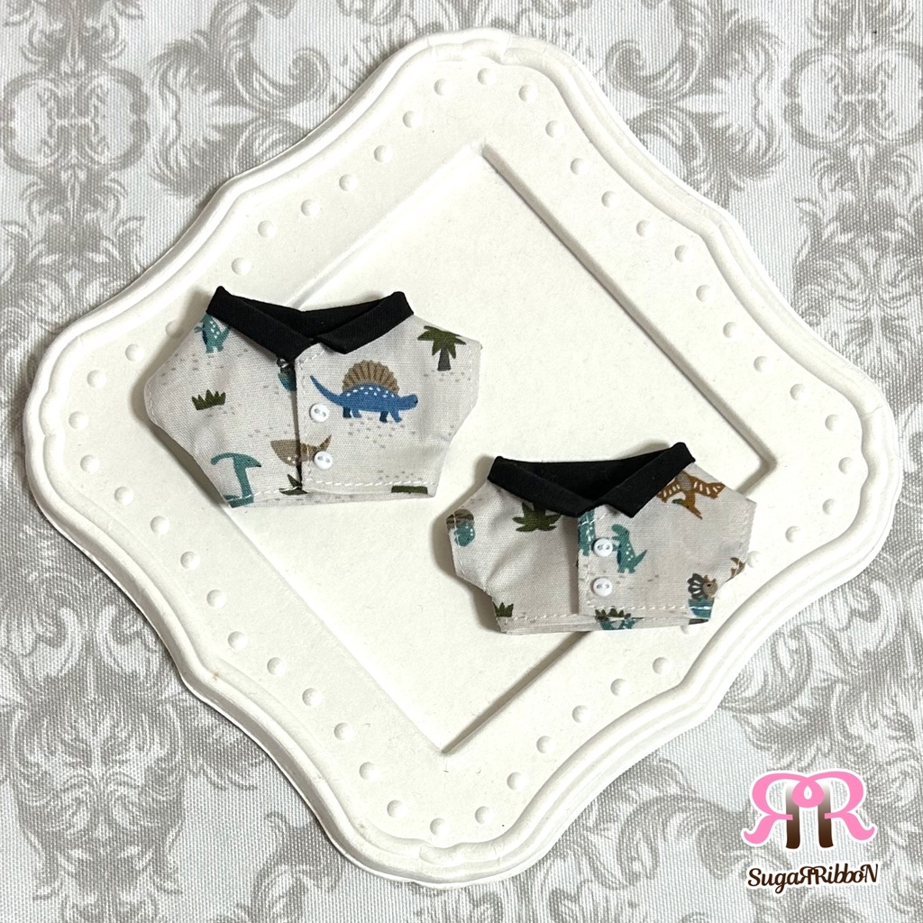 恐竜いっぱいシャツ