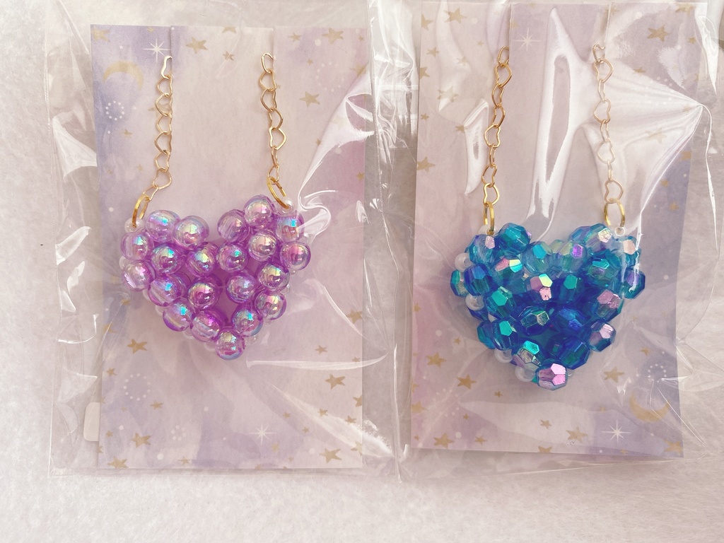 ハートのビーズポシェット