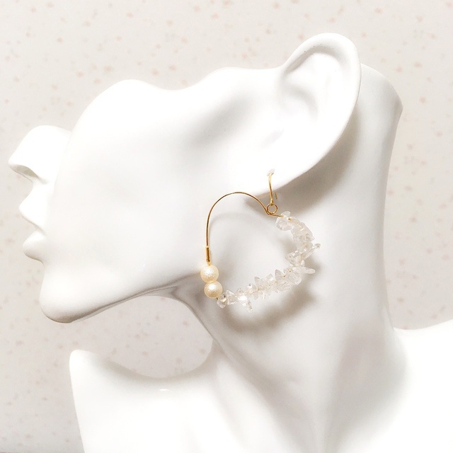 水晶とパールのBIGハートピアス