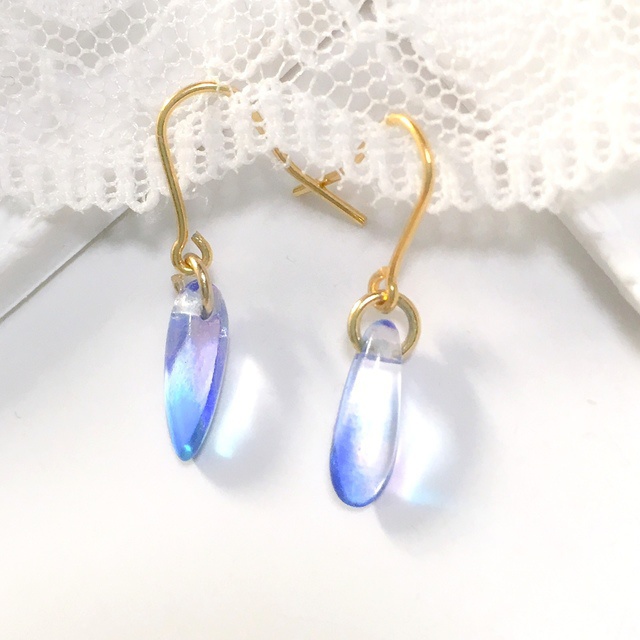 冬の妖精の羽ピアス