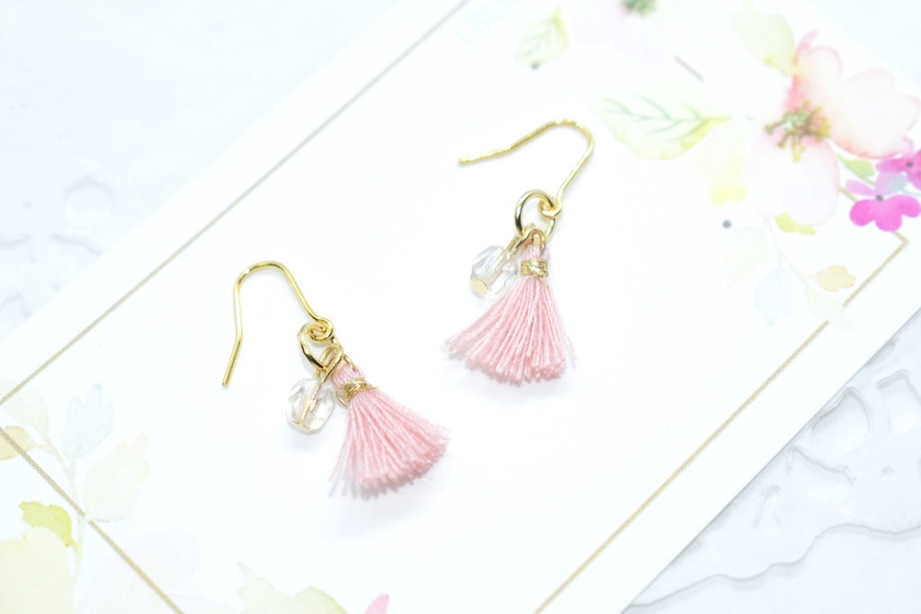 ミニタッセルピアス・ピンク