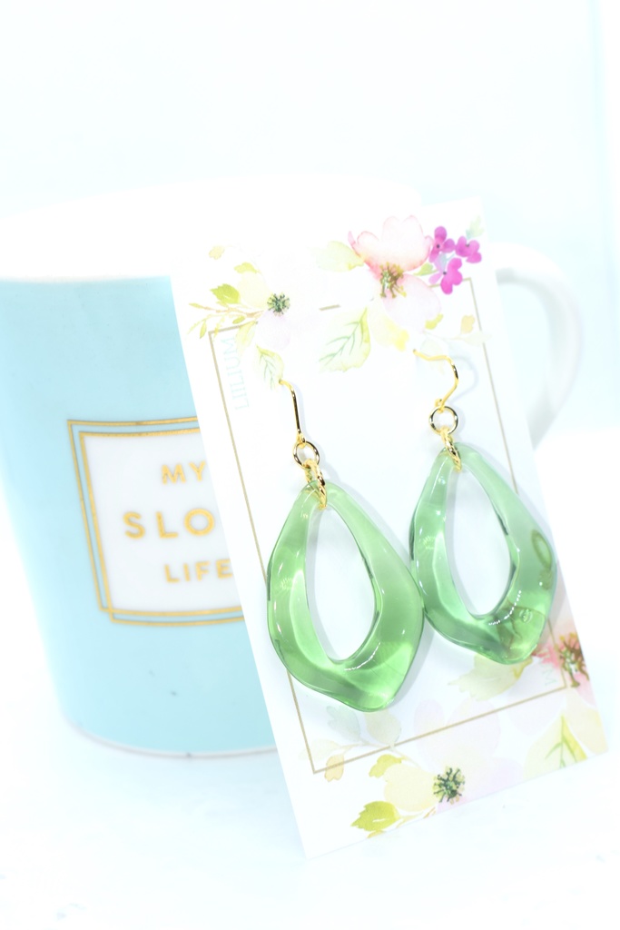 DC*リシW 大ぶりピアスA