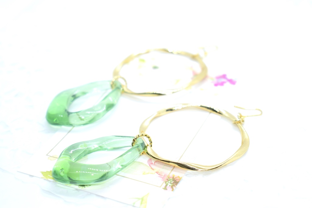 残2)DC*リシX 大ぶりピアスB