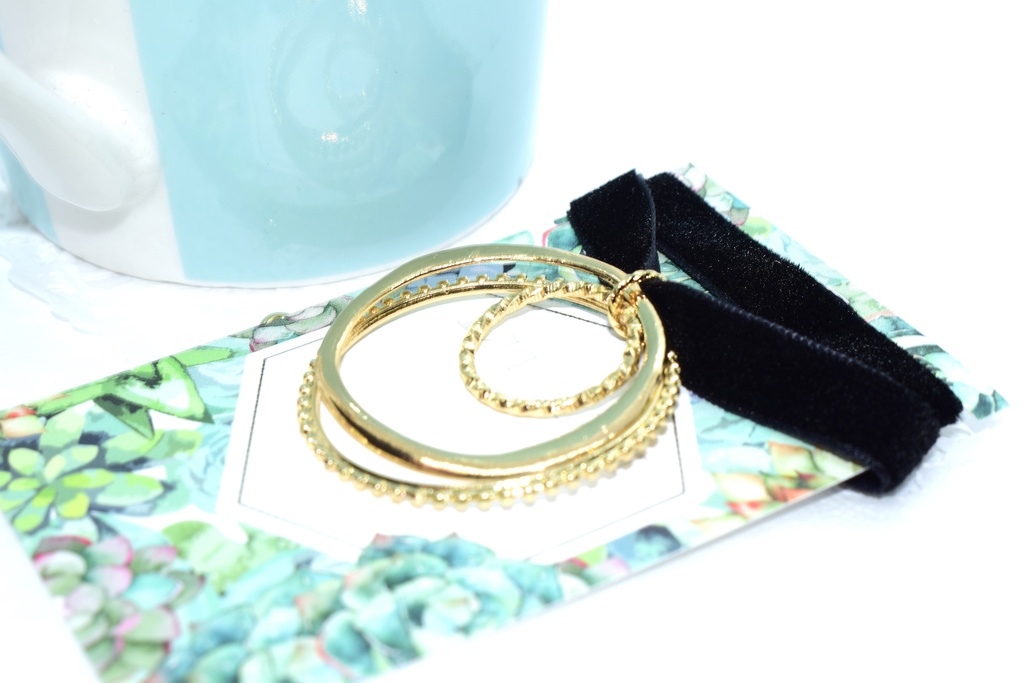 ベロアチョーカー【3連サークル】