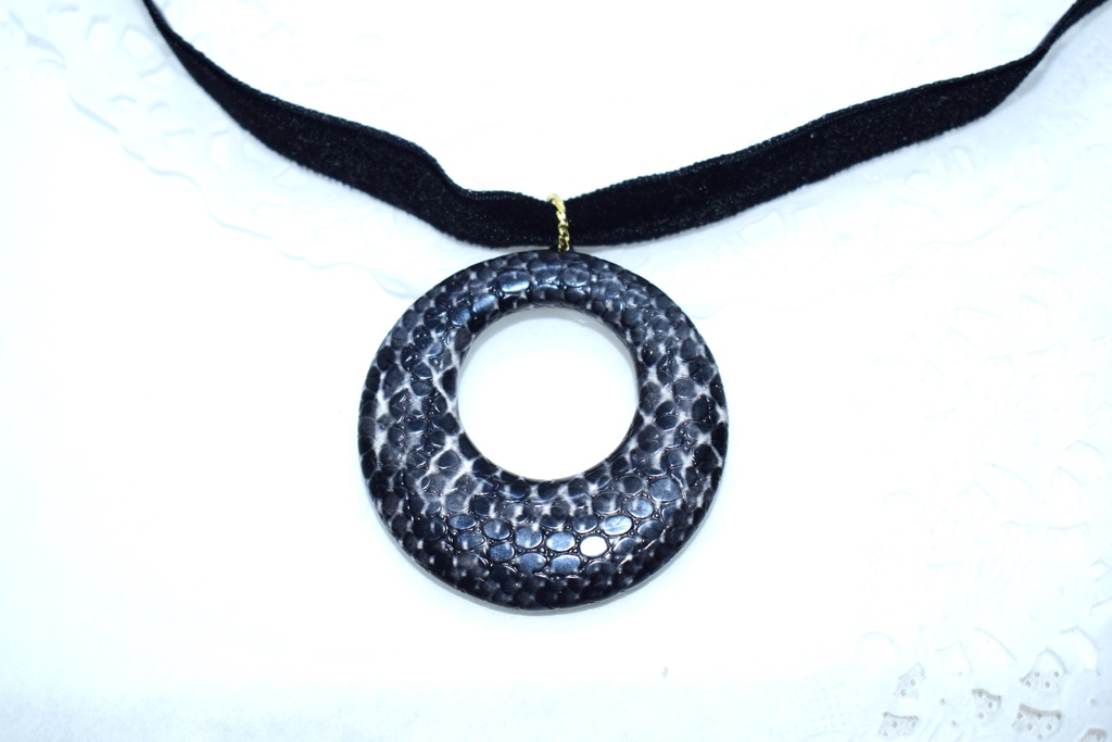 ベロアチョーカー【黒ヘビ】