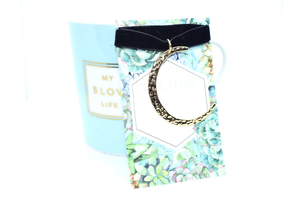 ベロアチョーカー【月】